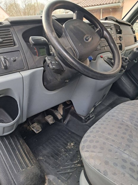 Elad� kisbusz 9 szem�lyes