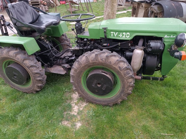 Elad� kistraktor TV420