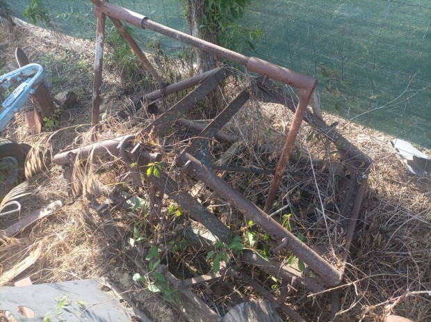 Elad kombintor fogas