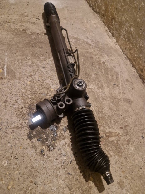 Elad� korm�nym�!!