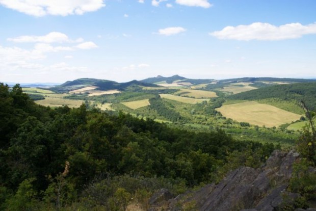 Elad� k�lter�leti telek B�r telep�l�sen  kiv�l� befektet�si