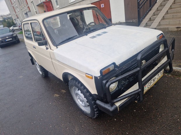 Elad lada niva!