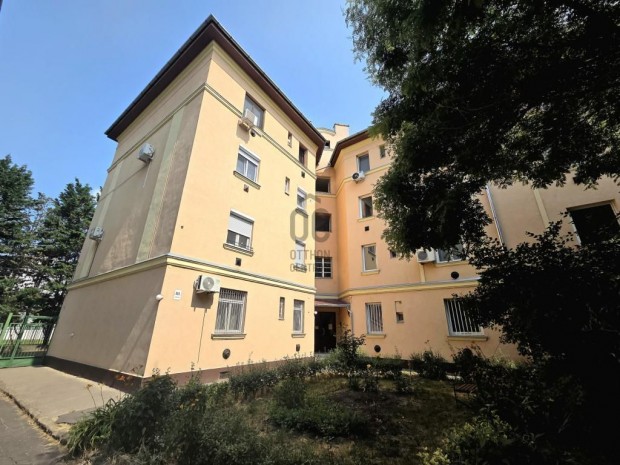 Eladó lakás Budapest 10. ker., Gyárdűlő