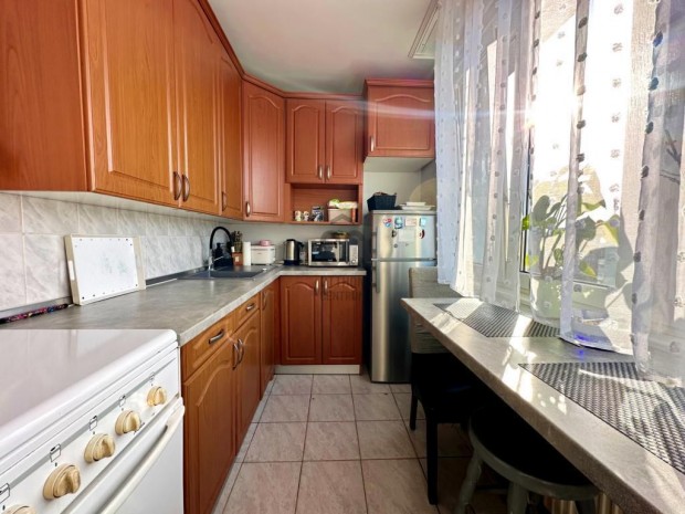 Elad� lak�s Budapest 15. ker., �jpalota