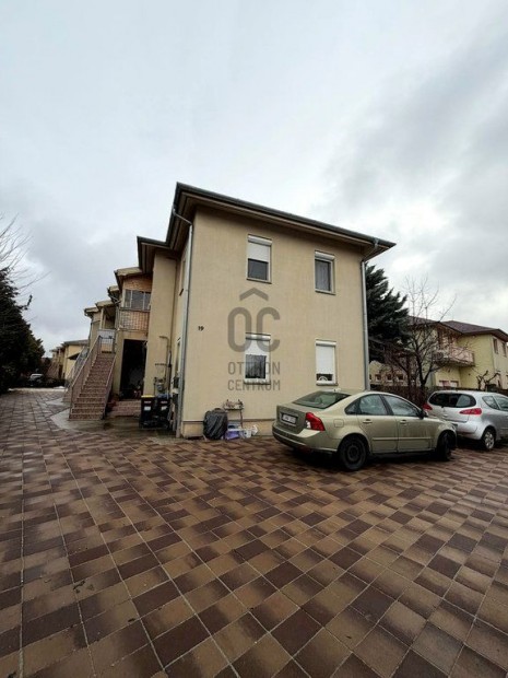 Elad� lak�s Budapest 17. ker., Helikopter lak�park