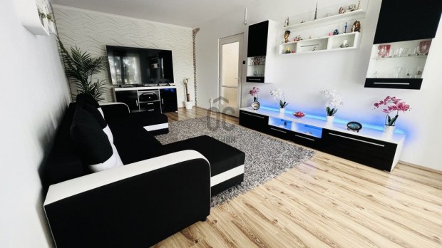 Elad� lak�s Budapest 17. ker., R�koskereszt�r