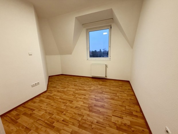 Elad� lak�s Budapest 18. ker., �jp�teritelep