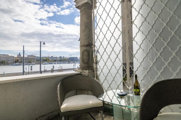 Elad� lak�s Budapest 1. ker., V�ziv�ros