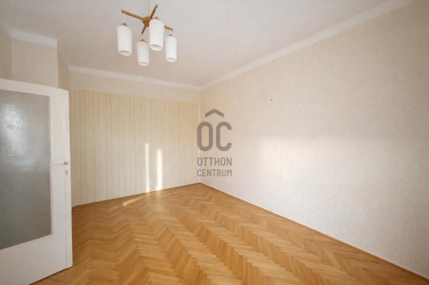 Elad� lak�s Budapest 2. ker., Kurucles