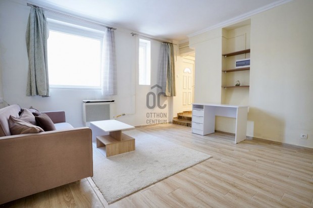 Elad� lak�s Budapest 2. ker., Z�ldm�l