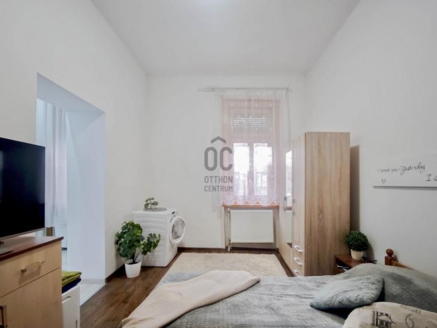 Elad� lak�s Budapest 4. ker., �jpest