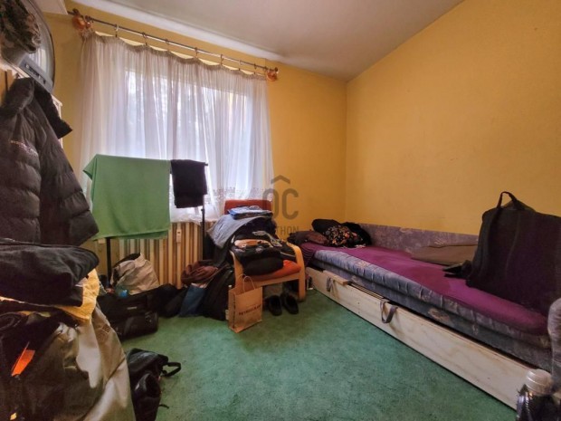 Elad� lak�s Budapest 4. ker., �jpest