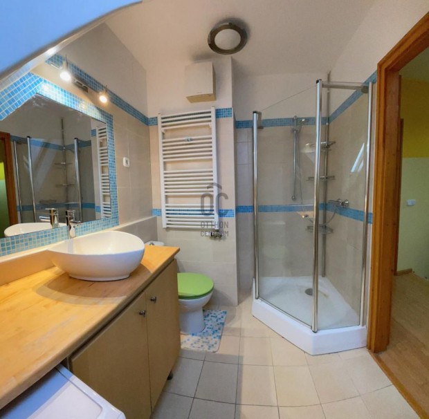 Elad� lak�s Budapest 4. ker., �jpest