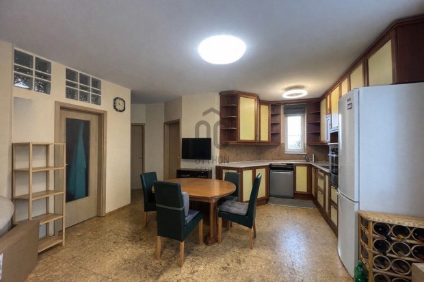 Elad� lak�s Budapest 4. ker., �jpest Kertv�ros