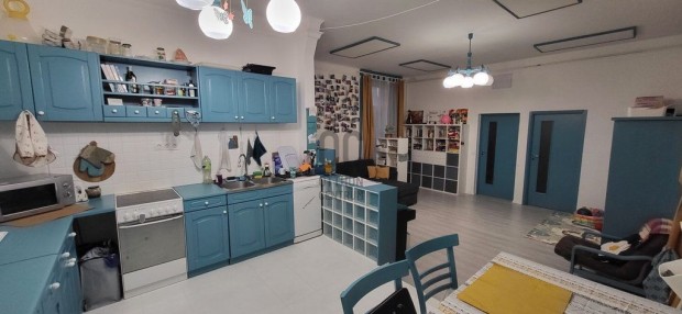 Elad� lak�s Budapest 8. ker., Palotanegyed