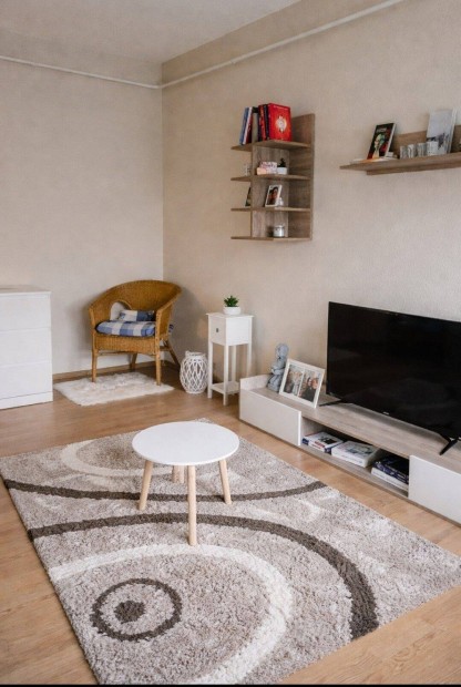 Elad� lak�s F�y Andr�s lak�telep