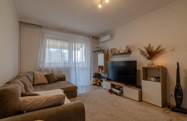 Elad� lak�s Hajd�szoboszl� belv�ros, Major utca