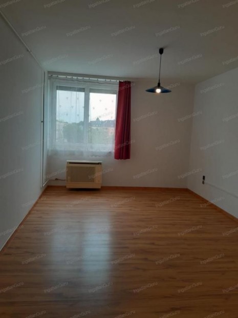 Eladó lakás Kecskemét, Széchenyiváros