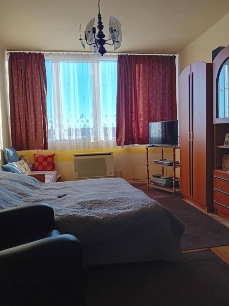 Elad� lak�s Szentgotth�rdon