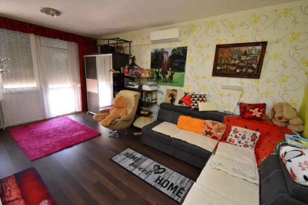 Eladó lakás Zalaegerszeg, Kertváros