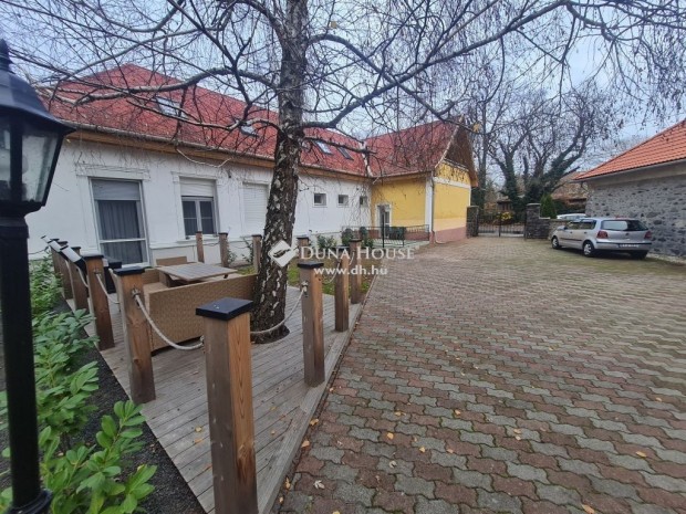 Eladó lakás, Badacsonytomaj