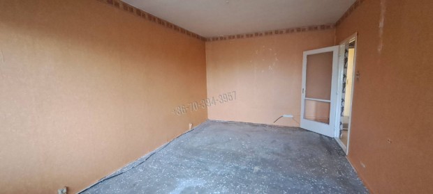 Elad� lak�s, Battonya Belv�ros, 7890000 Ft, 50 nm 173_bip