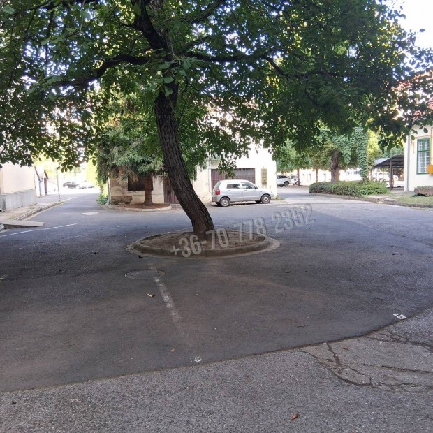 Elad� lak�s, B�k�scsaba B�k�scsaba-Belv�ros, Szent Istv�n t�r, 223_csa