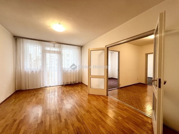 Elad� lak�s, Budapest 13. ker.