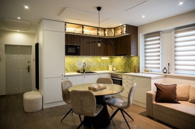 Elad� lak�s, Budapest 13. ker.