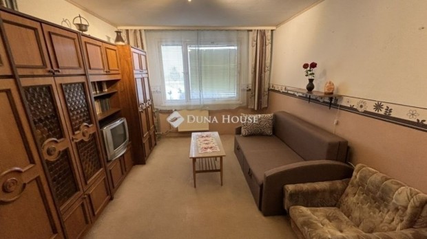 Elad� lak�s, Budapest 15. ker.