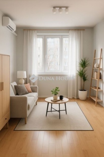 Elad� lak�s, Budapest 15. ker.