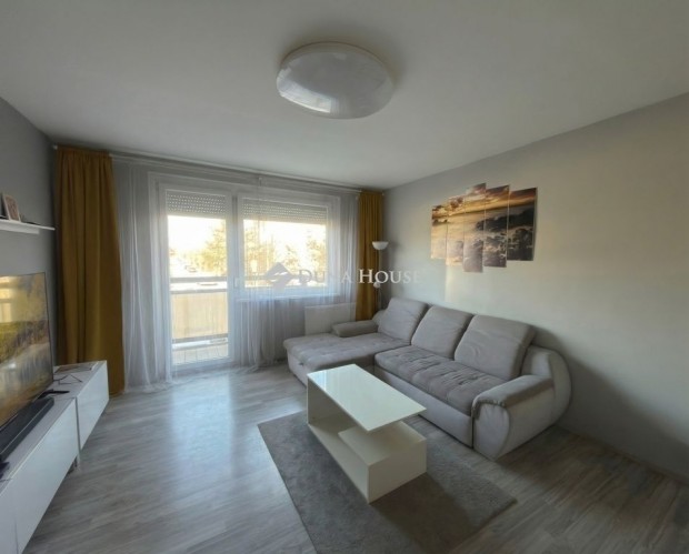 Elad� lak�s, Budapest 17. ker.