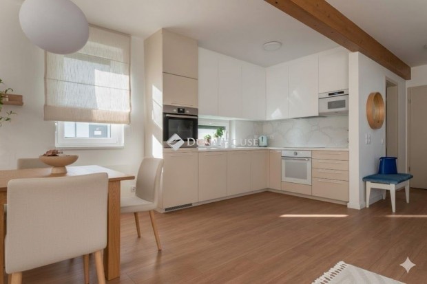 Elad� lak�s, Budapest 17. ker.