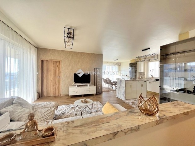 Elad� lak�s, Budapest 17. ker.