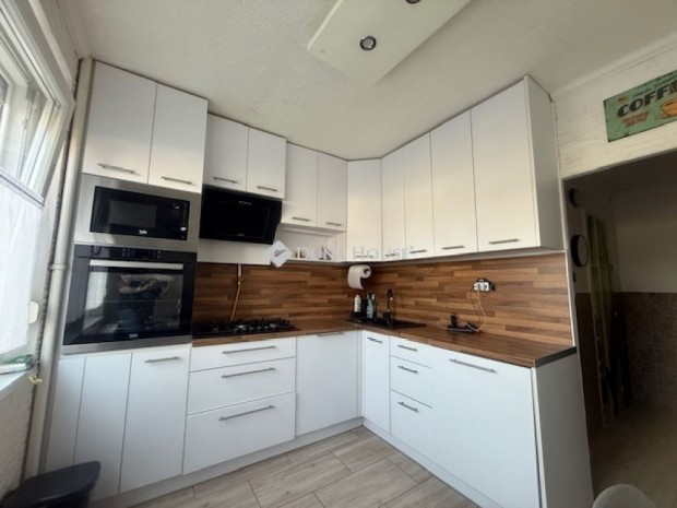 Elad� lak�s, Budapest 18. ker.