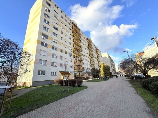 Elad� lak�s, Budapest 19. ker.