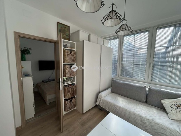 Elad� lak�s, Budapest 21. ker.