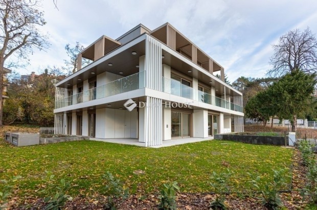 Elad� lak�s, Budapest 2. ker.