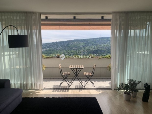 Elad� lak�s, Budapest 2. ker.