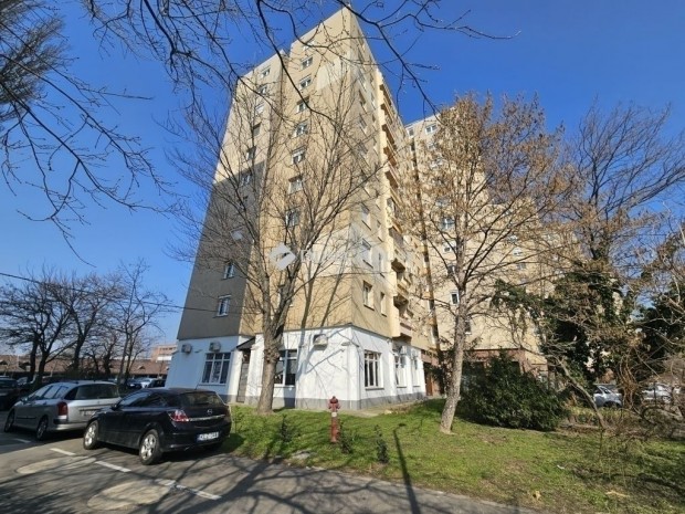 Elad� lak�s, Budapest 3. ker.