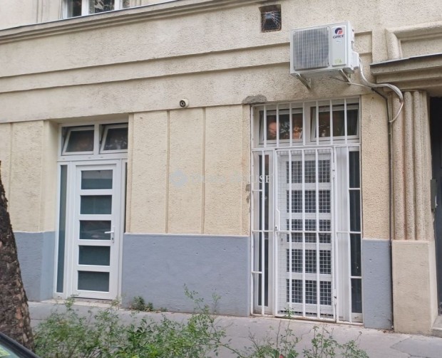 Elad� lak�s, Budapest 3. ker.