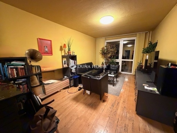 Elad� lak�s, Budapest 4. ker.