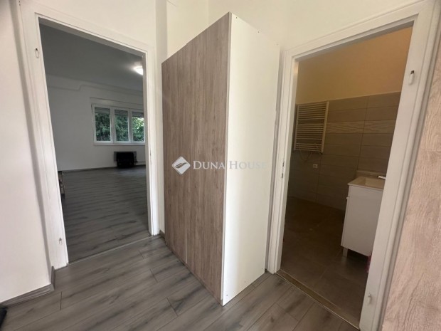 Elad� lak�s, Budapest 4. ker.