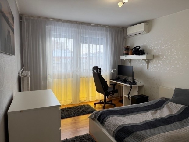 Elad� lak�s, Budapest 4. ker.