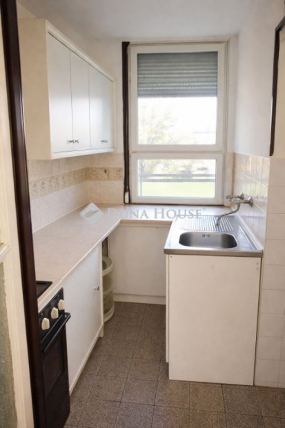 Elad� lak�s, Budapest 4. ker.