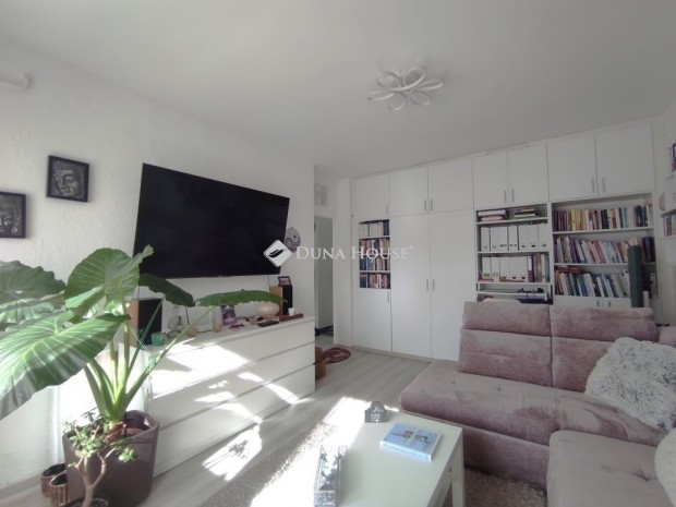 Elad� lak�s, Budapest 4. ker.