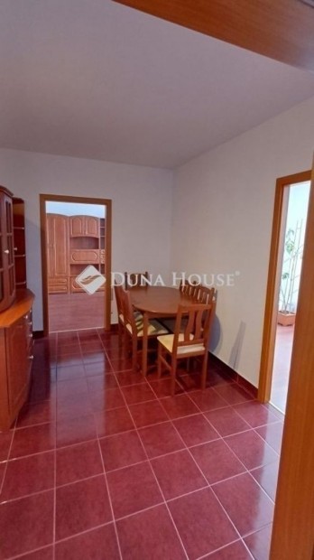 Elad� lak�s, Budapest 4. ker.