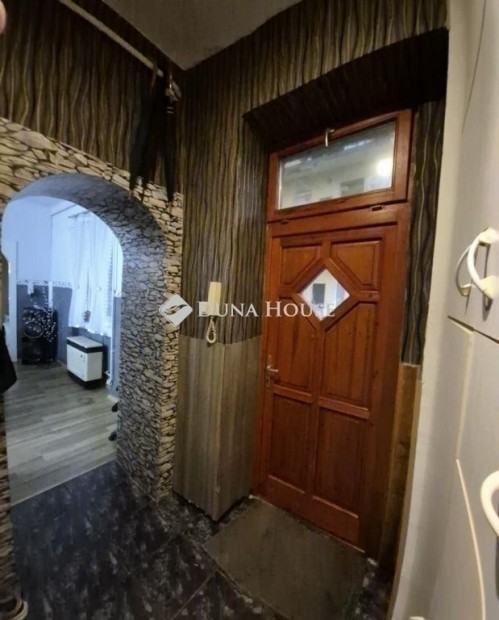 Elad� lak�s, Budapest 4. ker.