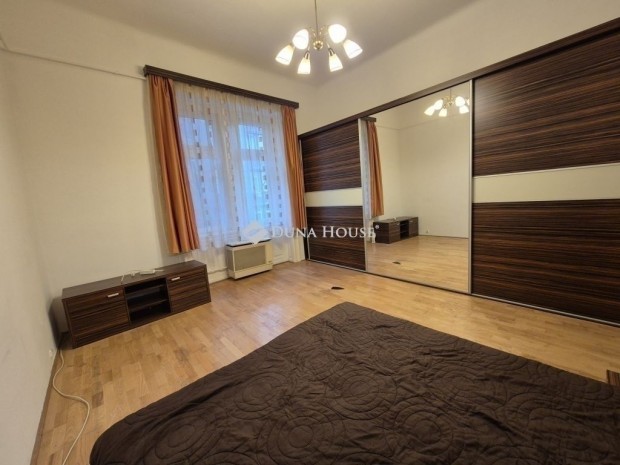 Elad� lak�s, Budapest 7. ker.