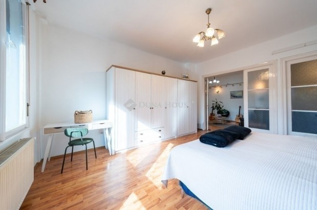 Elad� lak�s, Budapest 8. ker.